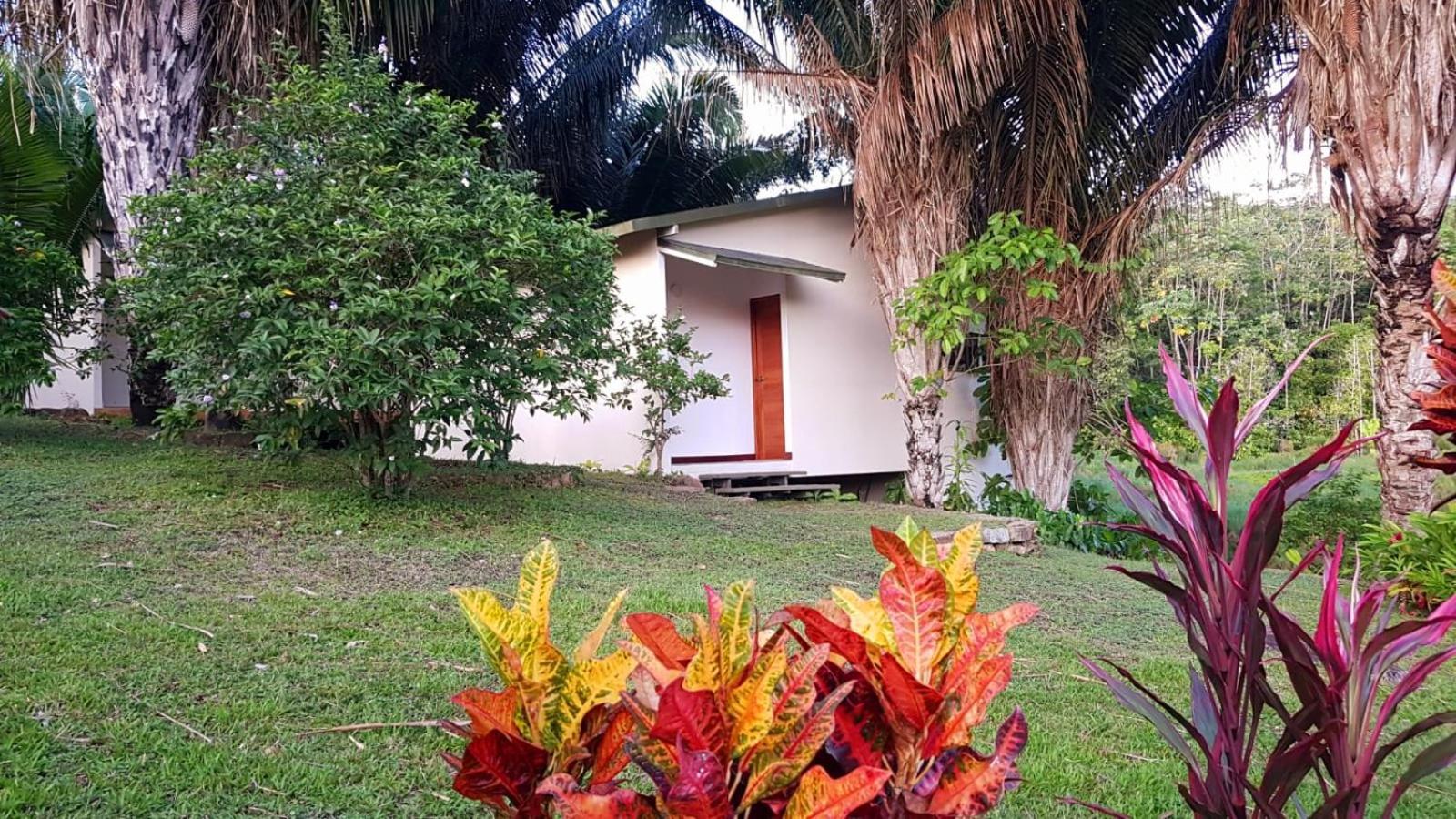 Lagoon Village B&B Y Spa Tarapoto Bagian luar foto